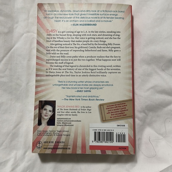 Daisy Jones & The Six by Taylor Jenkins Reid Paperback - Picture 2 of 3